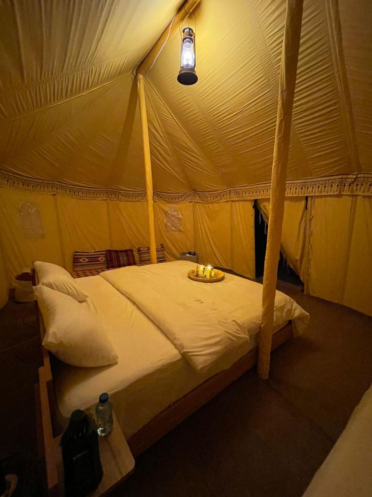 Luxury tent Black Camp *